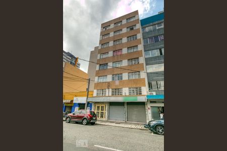 Fachada de kitnet/studio para alugar com 1 quarto, 24m² em Centro, Curitiba