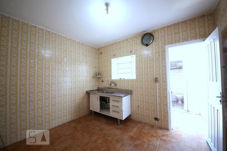 Cozinha de casa para alugar com 2 quartos, 76m² em Vila Cordeiro, São Paulo
