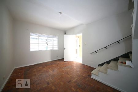 Casa para alugar com 2 quartos, 76m² em Vila Cordeiro, São Paulo