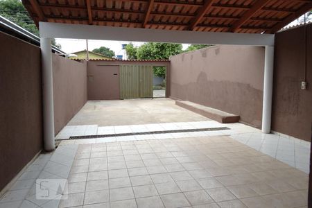 Casa para alugar com 120m², 3 quartos e 2 vagasGaragem e Quintal