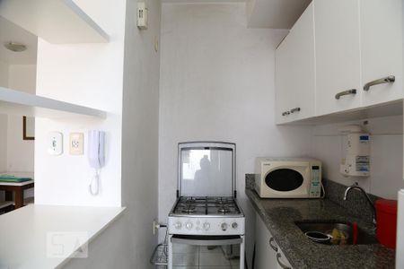 Cozinha  de apartamento à venda com 1 quarto, 35m² em Super Quadra Morumbi, São Paulo