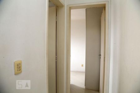 Corredor  de apartamento à venda com 1 quarto, 35m² em Super Quadra Morumbi, São Paulo