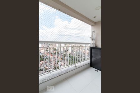 Varanda de kitnet/studio para alugar com 1 quarto, 38m² em Jardim Santa Mena, Guarulhos