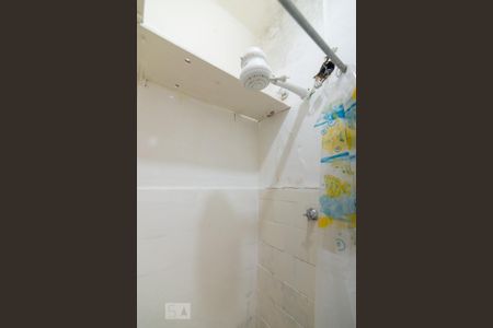 Apartamento à venda com 86m², 2 quartos e sem vaga Apartamento à venda com 86m², 2 quartos e sem vagaBanheiro de Serviço