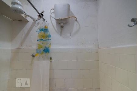 Apartamento à venda com 86m², 2 quartos e sem vaga Apartamento à venda com 86m², 2 quartos e sem vagaBanheiro de Serviço