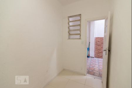 Apartamento à venda com 86m², 2 quartos e sem vaga Apartamento à venda com 86m², 2 quartos e sem vagaQuarto de Serviço
