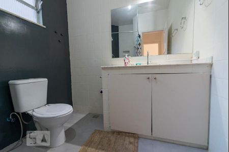 Apartamento à venda com 86m², 2 quartos e sem vaga Apartamento à venda com 86m², 2 quartos e sem vagaBanheiro