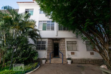 Apartamento à venda com 86m², 2 quartos e sem vaga Apartamento à venda com 86m², 2 quartos e sem vagaEntrada
