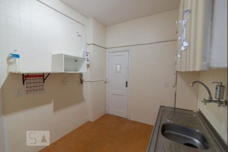Apartamento à venda com 86m², 2 quartos e sem vaga Apartamento à venda com 86m², 2 quartos e sem vagaCozinha