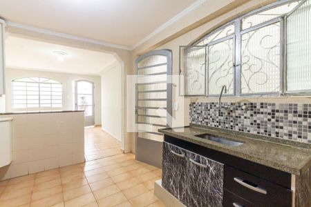 Cozinha de casa para alugar com 1 quarto, 70m² em Cidade Mãe do Céu, São Paulo