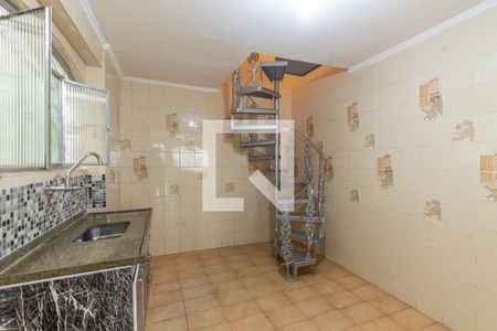 Cozinha de casa para alugar com 1 quarto, 70m² em Cidade Mãe do Céu, São Paulo