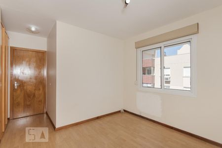 Suíte de apartamento à venda com 3 quartos, 82m² em Jardim Itu Sabará, Porto Alegre