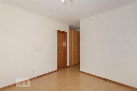 Suíte de apartamento à venda com 3 quartos, 82m² em Jardim Itu Sabará, Porto Alegre