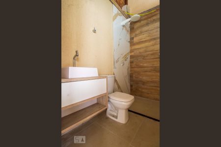 Casa à venda com 165m², 4 quartos e 1 vagaBanheiro 2