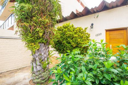 Casa à venda com 165m², 4 quartos e 1 vagaFachada