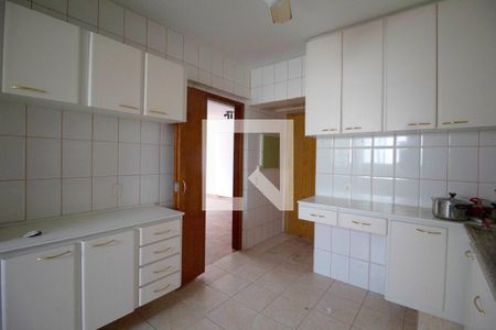 Apartamento para alugar com 105m², 4 quartos e 1 vagaCozinha