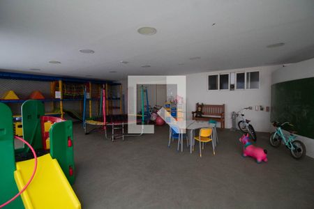 Apartamento para alugar com 105m², 4 quartos e 1 vagaÁrea comum - Playground
