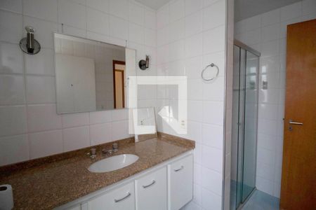 Apartamento para alugar com 105m², 4 quartos e 1 vagaBanheiro da Suíte