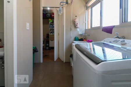 Apartamento à venda com 82m², 2 quartos e 1 vagaÁrea de Serviço