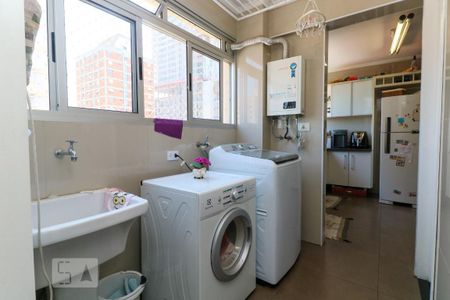 Apartamento à venda com 82m², 2 quartos e 1 vagaÁrea de Serviço