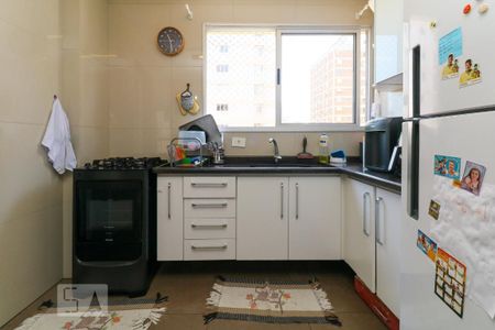 Apartamento à venda com 82m², 2 quartos e 1 vagaCozinha