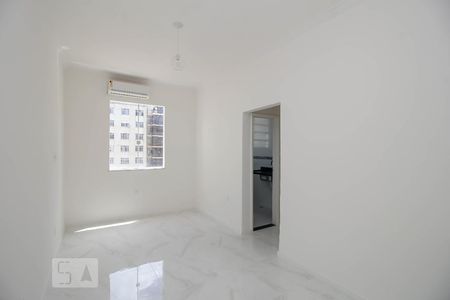 Sala/Quarto de kitnet/studio à venda com 1 quarto, 26m² em Flamengo, Rio de Janeiro