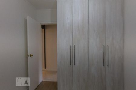 Apartamento à venda com 75m², 2 quartos e 2 vagasQuarto