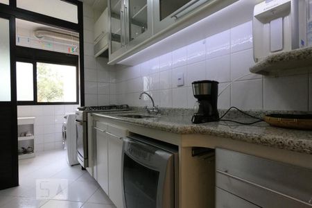 Apartamento à venda com 75m², 2 quartos e 2 vagasCozinha