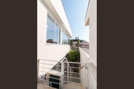 Casa à venda com 202m², 2 quartos e 3 vagasVista quintal lateral