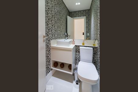 Casa à venda com 202m², 2 quartos e 3 vagasLavabo