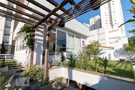 Casa à venda com 202m², 2 quartos e 3 vagasTerraço - jardim