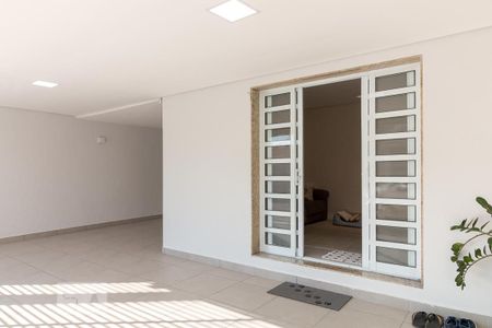 Casa à venda com 202m², 2 quartos e 3 vagasGaragem