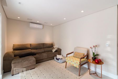 Casa à venda com 202m², 2 quartos e 3 vagasSala