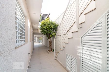 Casa à venda com 202m², 2 quartos e 3 vagasQuintal lateral