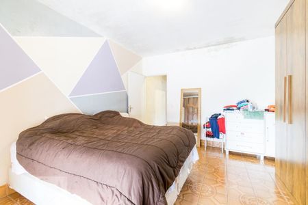 Casa à venda com 150m², 2 quartos e 2 vagas Casa à venda com 150m², 2 quartos e 2 vagasQuarto 1