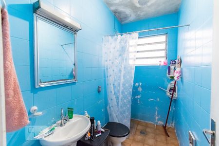 Casa à venda com 150m², 2 quartos e 2 vagas Casa à venda com 150m², 2 quartos e 2 vagasBanheiro Social