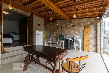 Casa à venda com 150m², 2 quartos e 2 vagas Casa à venda com 150m², 2 quartos e 2 vagasVaranda Gourmet