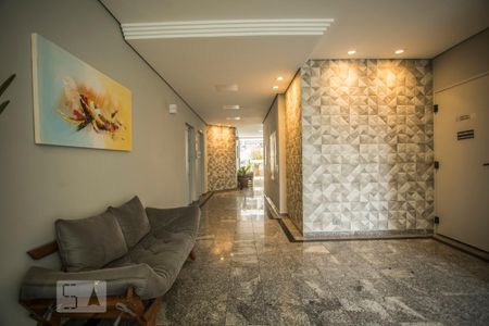 Apartamento para alugar com 70m², 2 quartos e 2 vagas Apartamento para alugar com 70m², 2 quartos e 2 vagasHall social