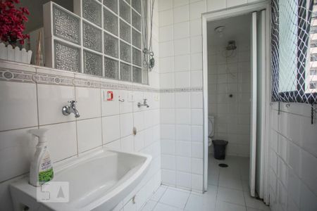 Apartamento para alugar com 70m², 2 quartos e 2 vagas Apartamento para alugar com 70m², 2 quartos e 2 vagasÁrea de Serviço