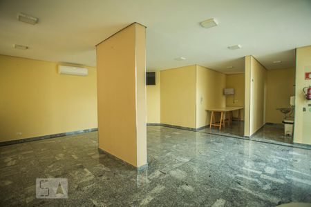 Apartamento para alugar com 70m², 2 quartos e 2 vagas Apartamento para alugar com 70m², 2 quartos e 2 vagasÁrea comum - Salão de festas