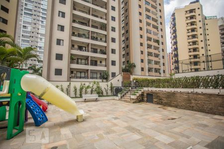 Apartamento para alugar com 70m², 2 quartos e 2 vagas Apartamento para alugar com 70m², 2 quartos e 2 vagasÁrea Comum - Playground