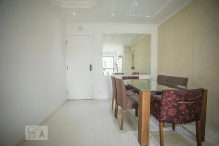 Apartamento para alugar com 70m², 2 quartos e 2 vagas Apartamento para alugar com 70m², 2 quartos e 2 vagasSala de Jantar