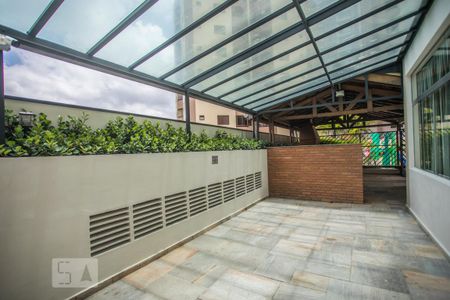 Apartamento para alugar com 70m², 2 quartos e 2 vagas Apartamento para alugar com 70m², 2 quartos e 2 vagasÁrea comum - Churrasqueira
