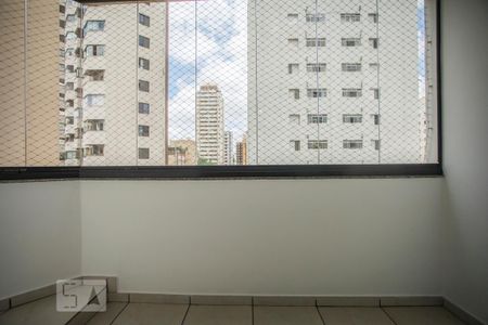 Apartamento para alugar com 70m², 2 quartos e 2 vagas Apartamento para alugar com 70m², 2 quartos e 2 vagasVaranda