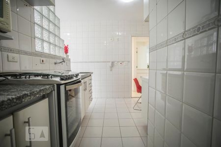 Apartamento para alugar com 70m², 2 quartos e 2 vagas Apartamento para alugar com 70m², 2 quartos e 2 vagasCozinha