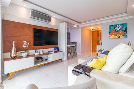 Apartamento à venda com 81m², 2 quartos e 1 vaga Apartamento à venda com 81m², 2 quartos e 1 vagaSala