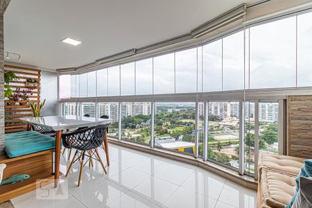 Apartamento à venda com 81m², 2 quartos e 1 vaga Apartamento à venda com 81m², 2 quartos e 1 vagaVaranda da Sala