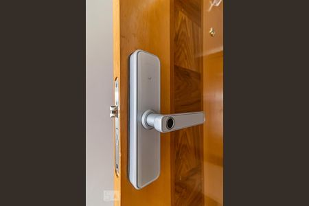 Apartamento à venda com 81m², 2 quartos e 1 vaga Apartamento à venda com 81m², 2 quartos e 1 vagaFechadura Eletrônica