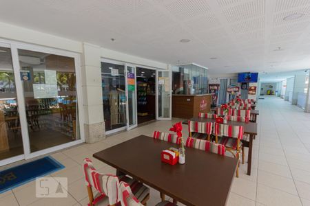 Apartamento à venda com 81m², 2 quartos e 1 vaga Apartamento à venda com 81m², 2 quartos e 1 vagaBar do Chopp