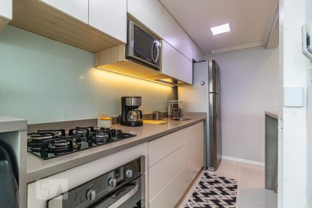 Apartamento à venda com 81m², 2 quartos e 1 vaga Apartamento à venda com 81m², 2 quartos e 1 vagaCozinha - Armários